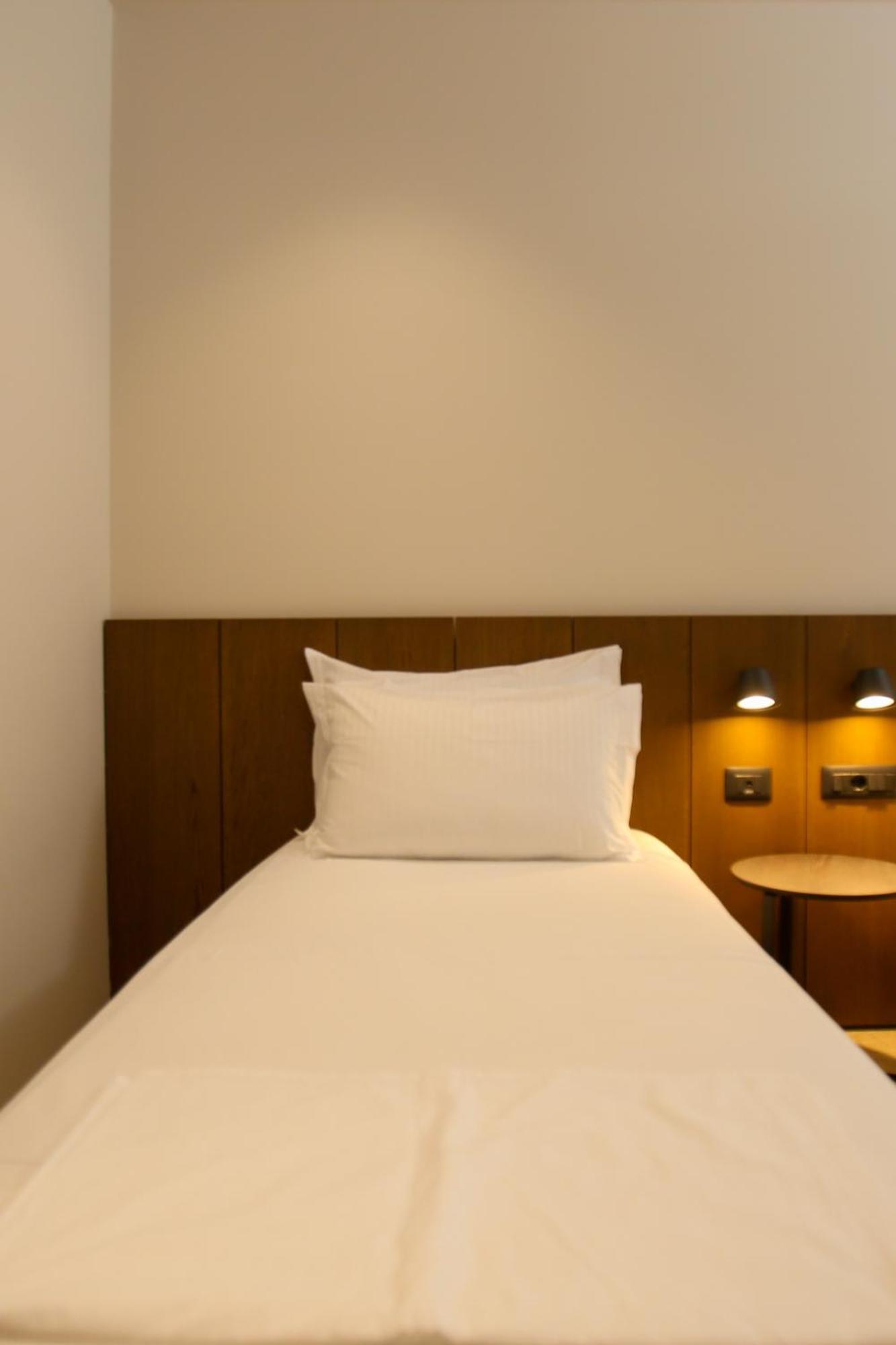 Hotel Olympia Touristic Village Radhime Exterior photo